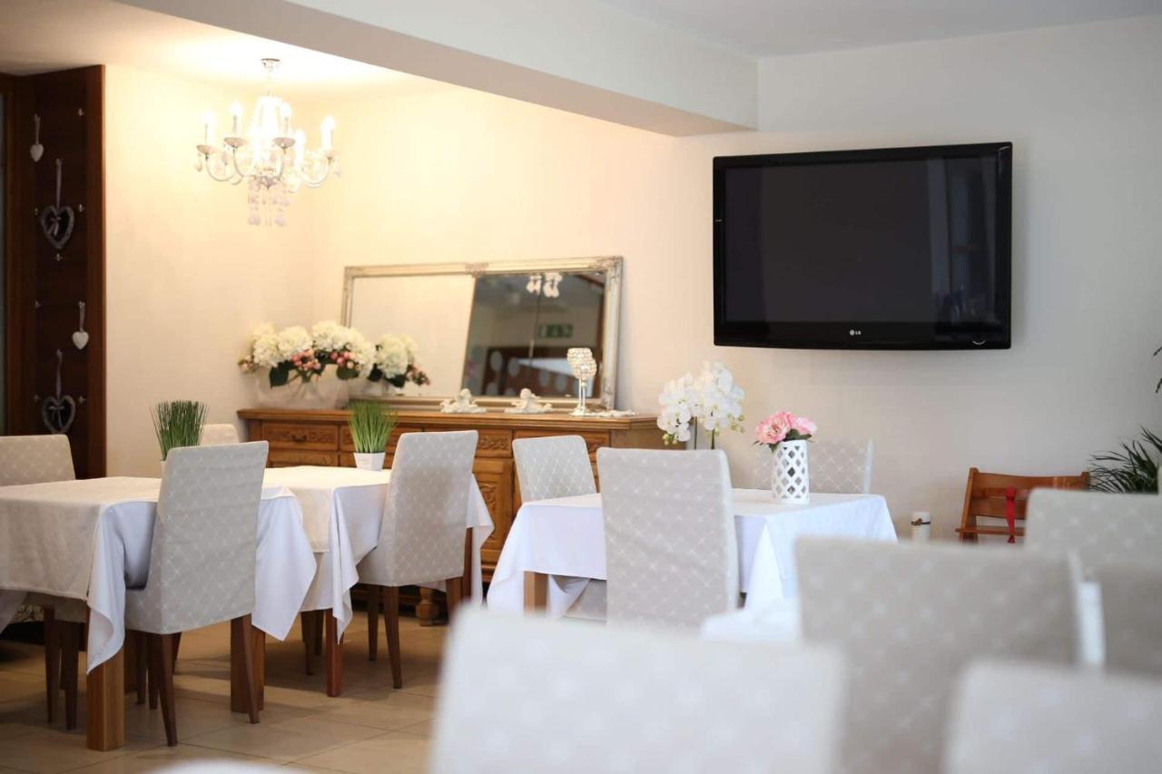 Villa Aina Boutique Hotel Laško Kültér fotó