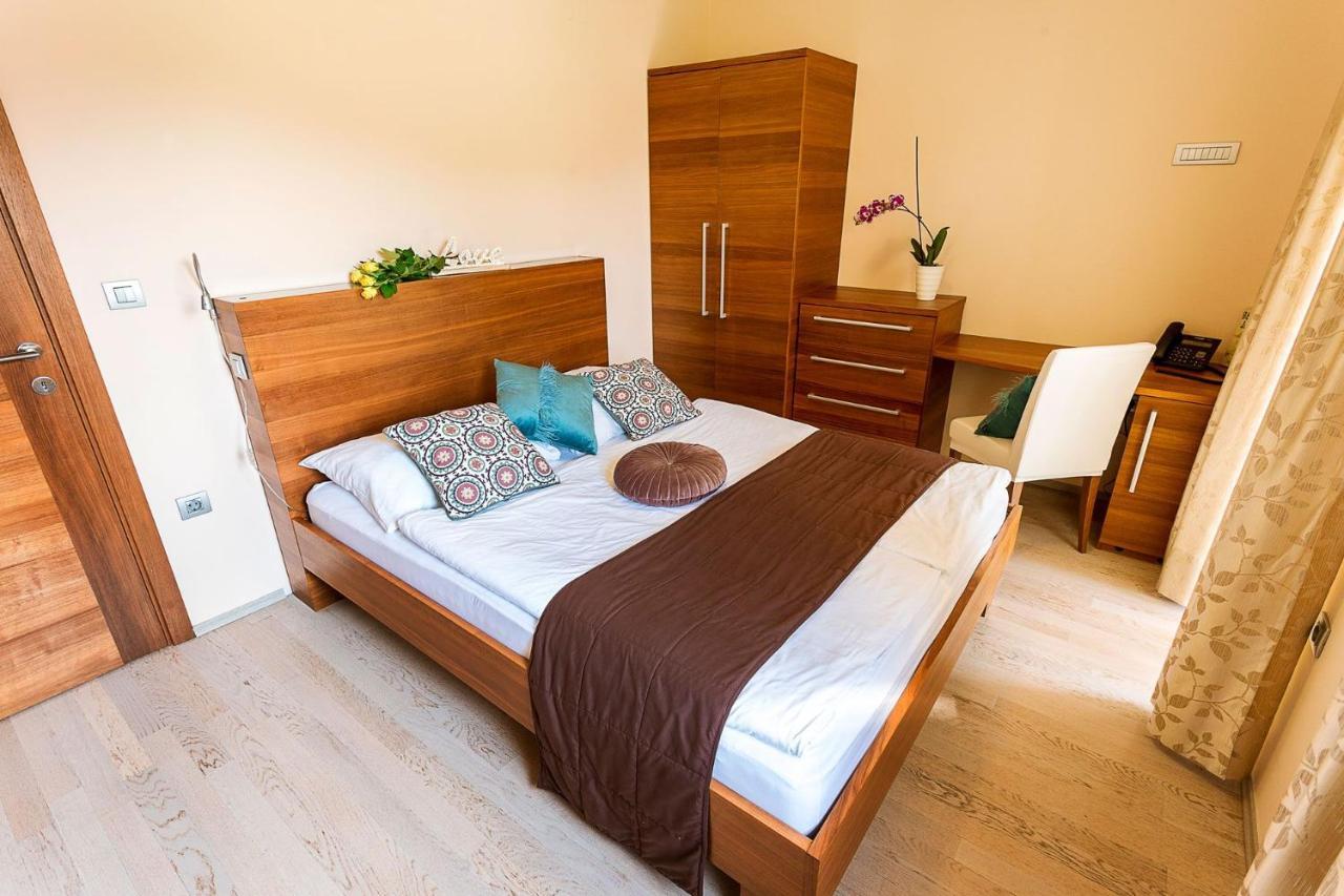 Villa Aina Boutique Hotel Laško Kültér fotó