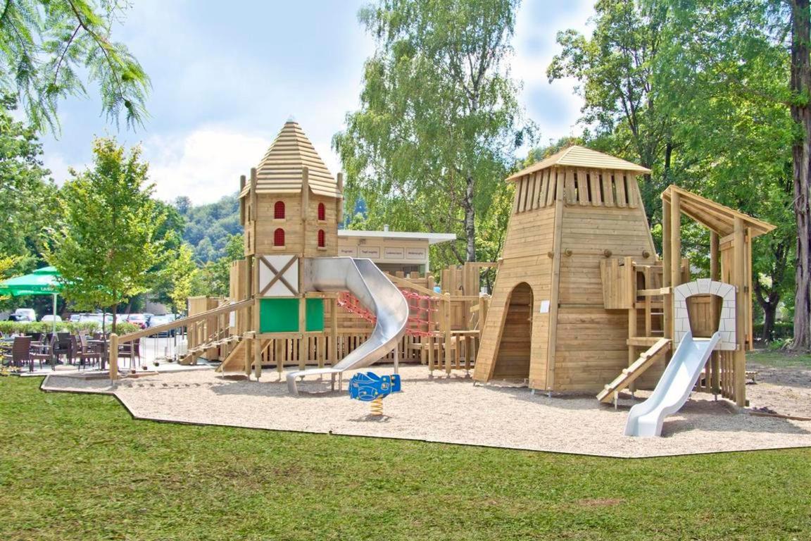 Villa Aina Boutique Hotel Laško Kültér fotó